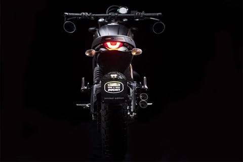 2016 Ducati Scrambler Italia Independent in Medford, Massachusetts