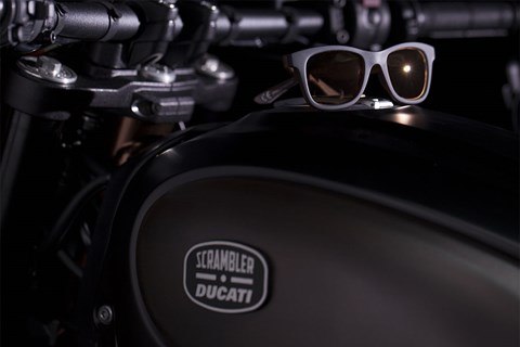 2016 Ducati Scrambler Italia Independent in Medford, Massachusetts
