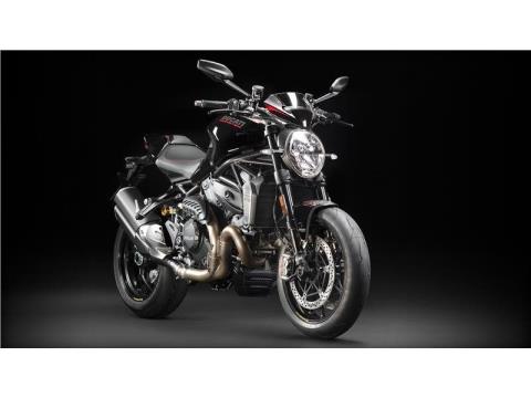 2016 Ducati Monster 1200 R in Medford, Massachusetts