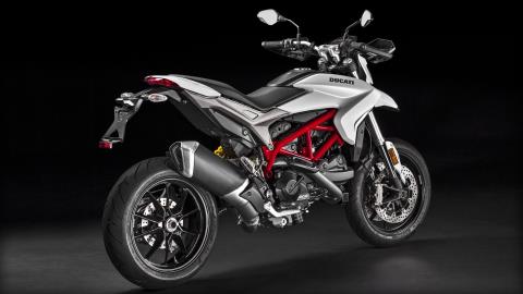 2016 Ducati Hypermotard 939 in Medford, Massachusetts