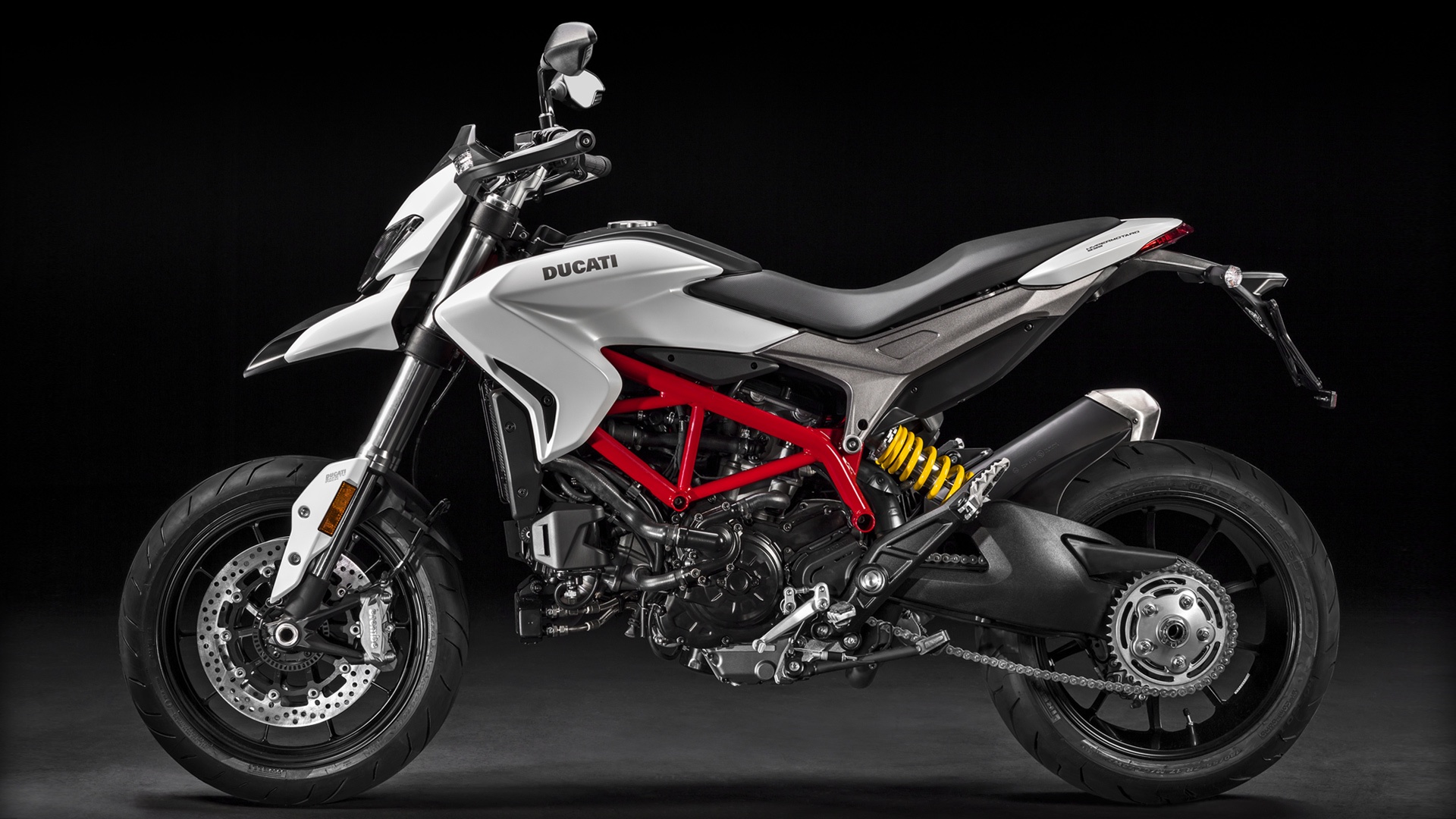 2016 Ducati Hypermotard 939 in Medford, Massachusetts
