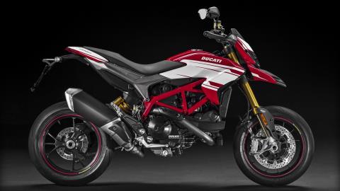 2016 Ducati Hypermotard 939 SP in Medford, Massachusetts