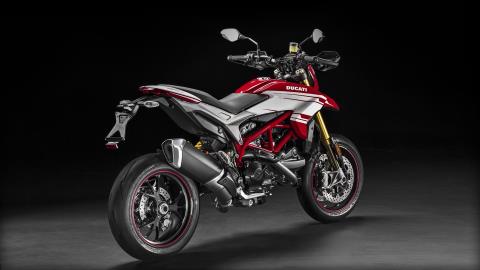 2016 Ducati Hypermotard 939 SP in Medford, Massachusetts
