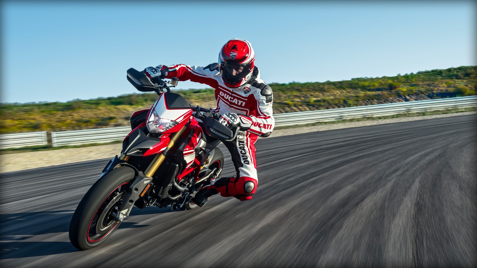 2016 Ducati Hypermotard 939 SP in Medford, Massachusetts