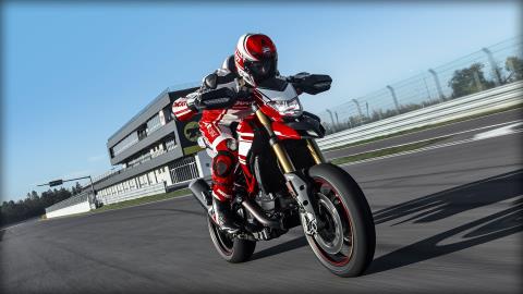 2016 Ducati Hypermotard 939 SP in Medford, Massachusetts