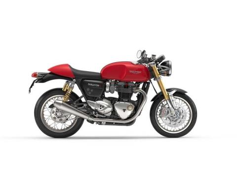 2016 Triumph Thruxton 1200 R in Medford, Massachusetts