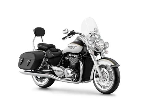 2016 Triumph Thunderbird LT ABS in Medford, Massachusetts